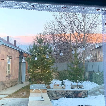 Zove Rural Cottage With Garden Views K'arashamb Экстерьер фото