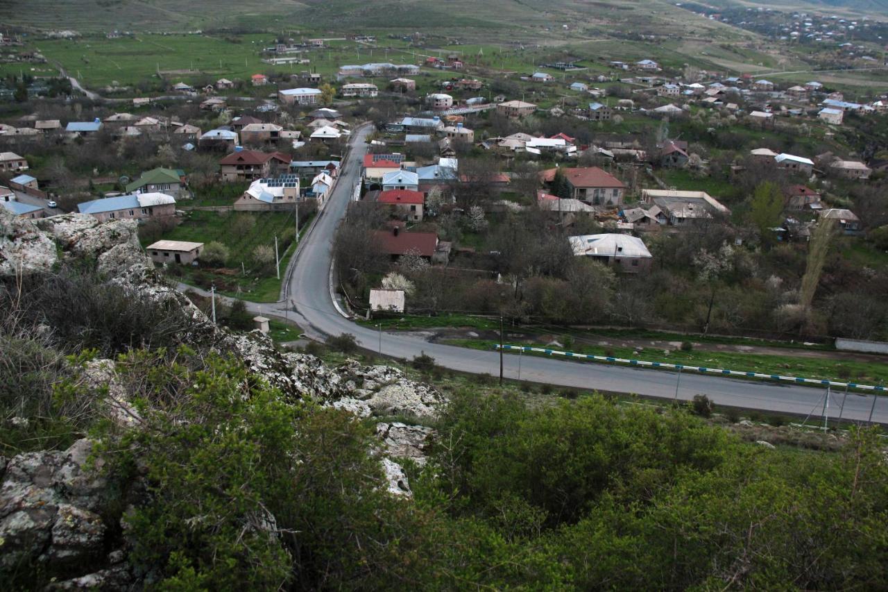 Zove Rural Cottage With Garden Views K'arashamb Экстерьер фото
