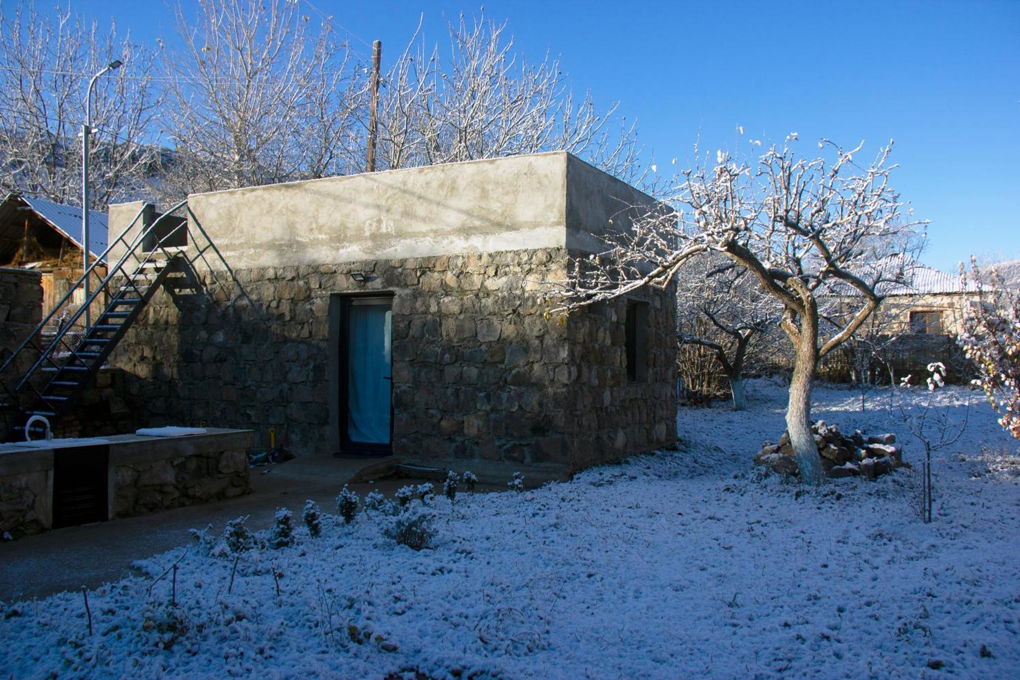 Zove Rural Cottage With Garden Views K'arashamb Экстерьер фото