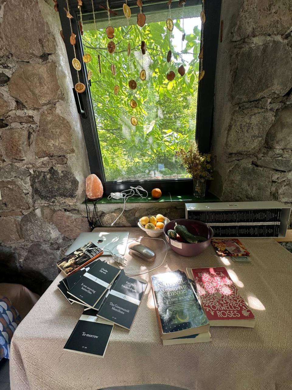 Zove Rural Cottage With Garden Views K'arashamb Экстерьер фото